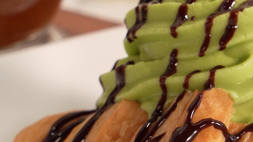 Frostline Pistachio Latte croissant